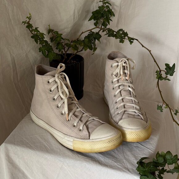 RARE! Converse CTAS Hi String / Crimson Tint / Egret  570304F - Picture 4 of 15